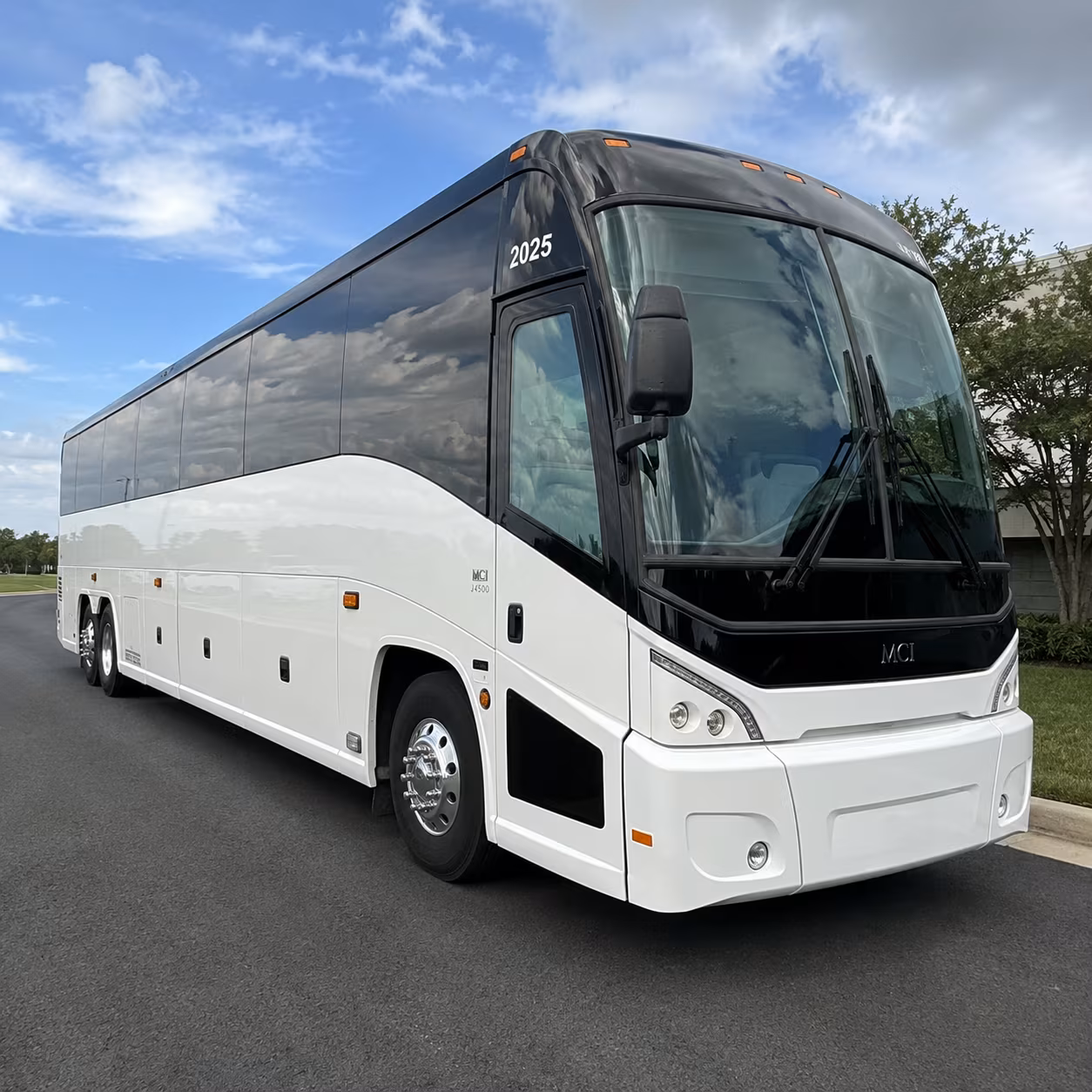 corporate shuttle buses to sonoma and napa wine country retreats