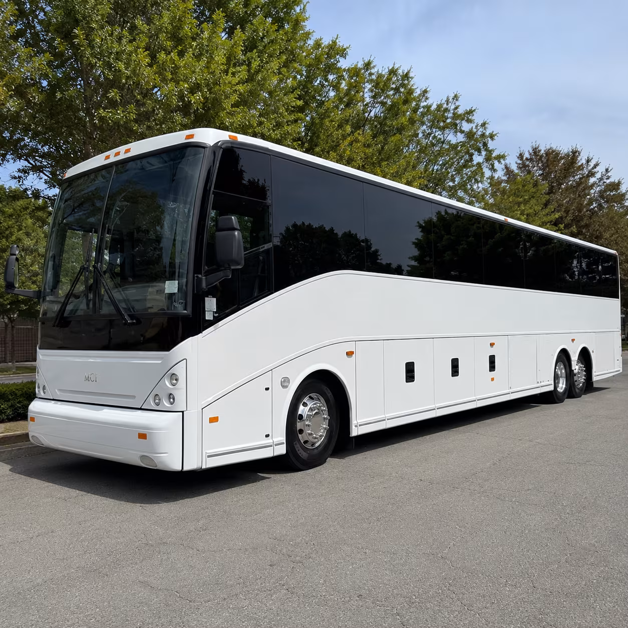 petaluma charter bus rental exterior